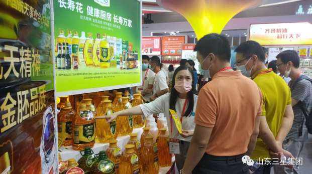【第十八届福建粮洽会】长寿花食品携高端产品亮相 展“齐鲁粮油”风采