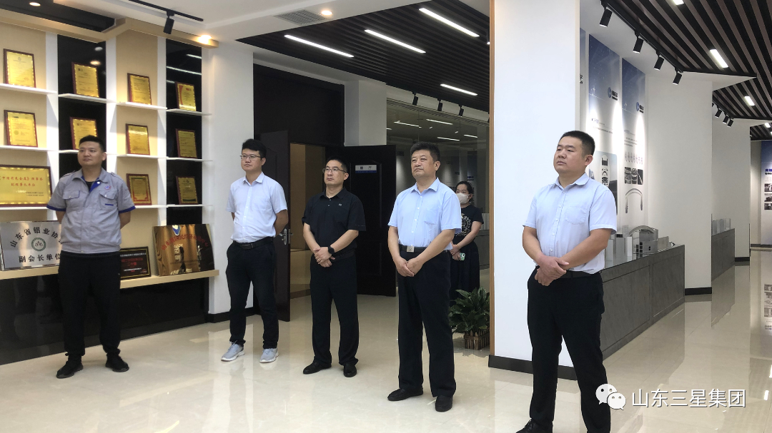 省科技厅调研组来山东s36沙龙会集团调研