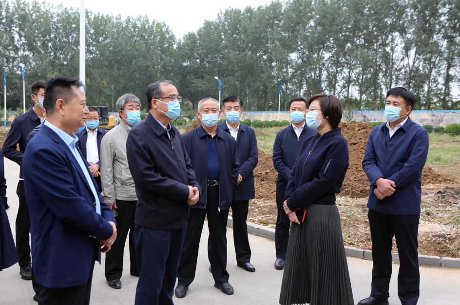 邹平市委书记吕明涛来山东s36沙龙会集团调研