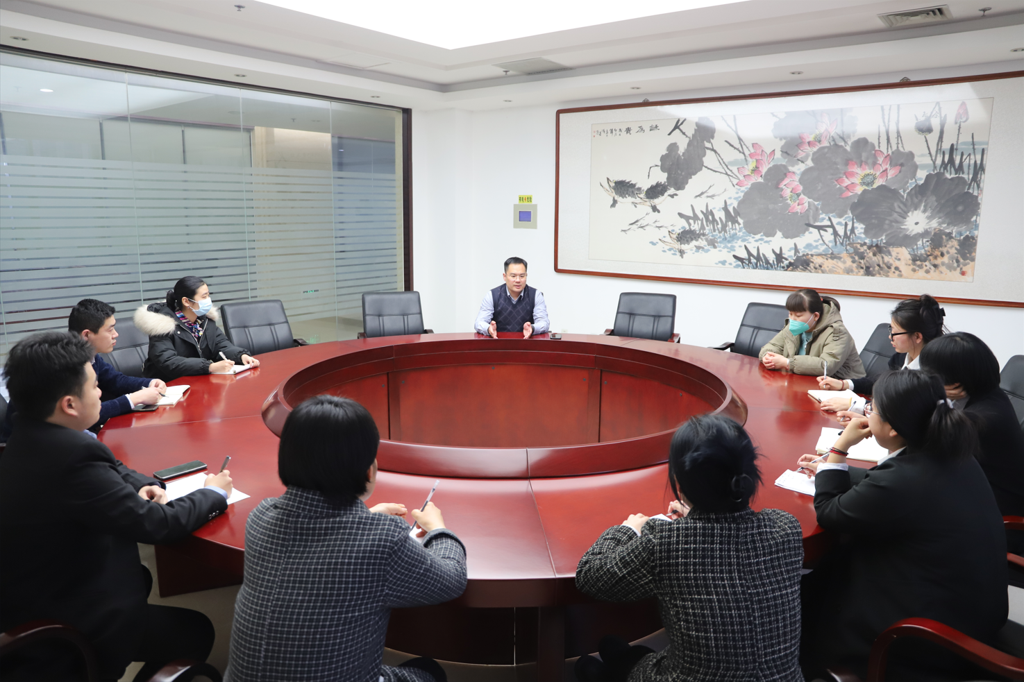 【以心育新 携手共进】山东s36沙龙会集团召开新员工交流座谈会