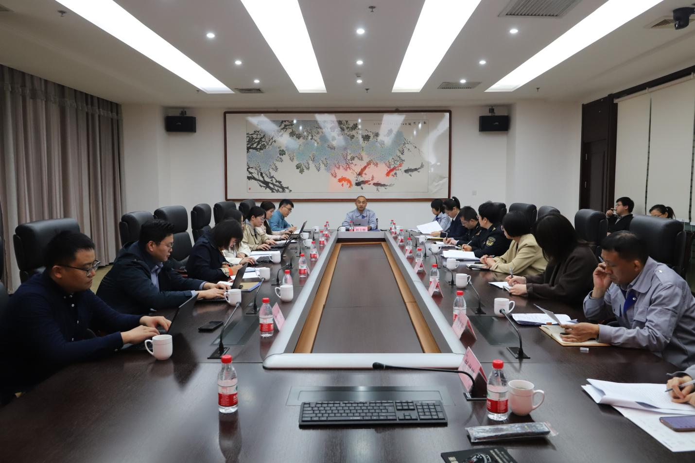 山东省优势产业标准化调研组来山东s36沙龙会集团调研