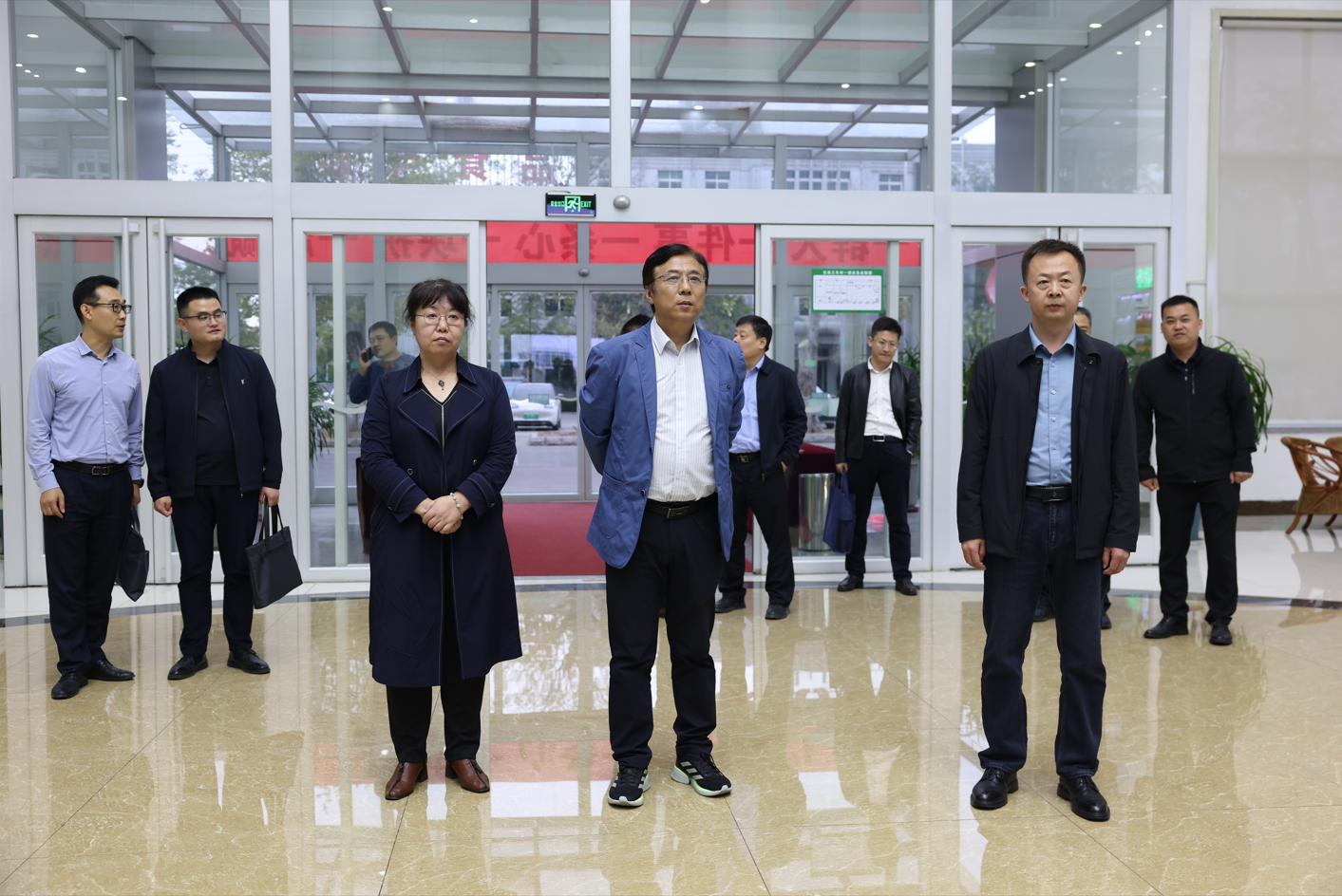 省市场监管局促进处、济南商标协查中心一行来山东s36沙龙会集团调研