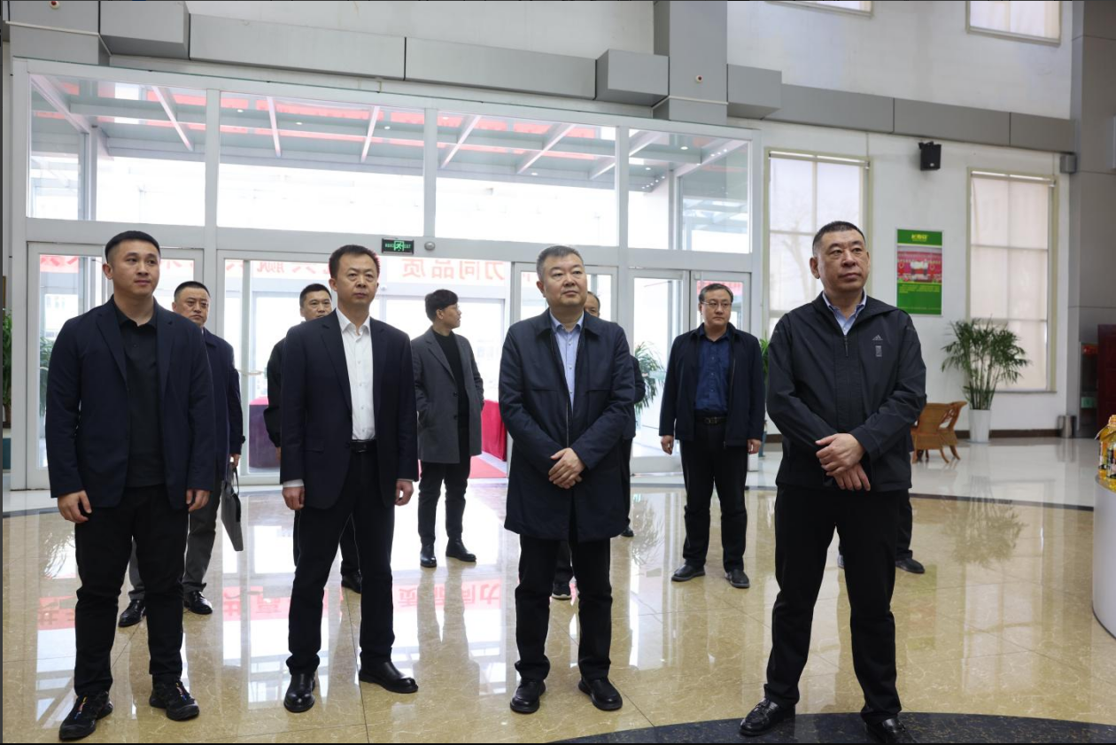 辽宁省营口市发展和改革委一行来山东s36沙龙会集团参观考察