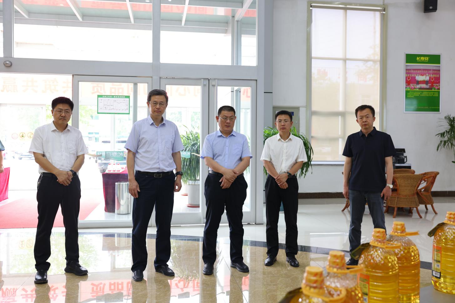 滨州市工信局党组副书记、二级调研员厉明来山东s36沙龙会集团调研
