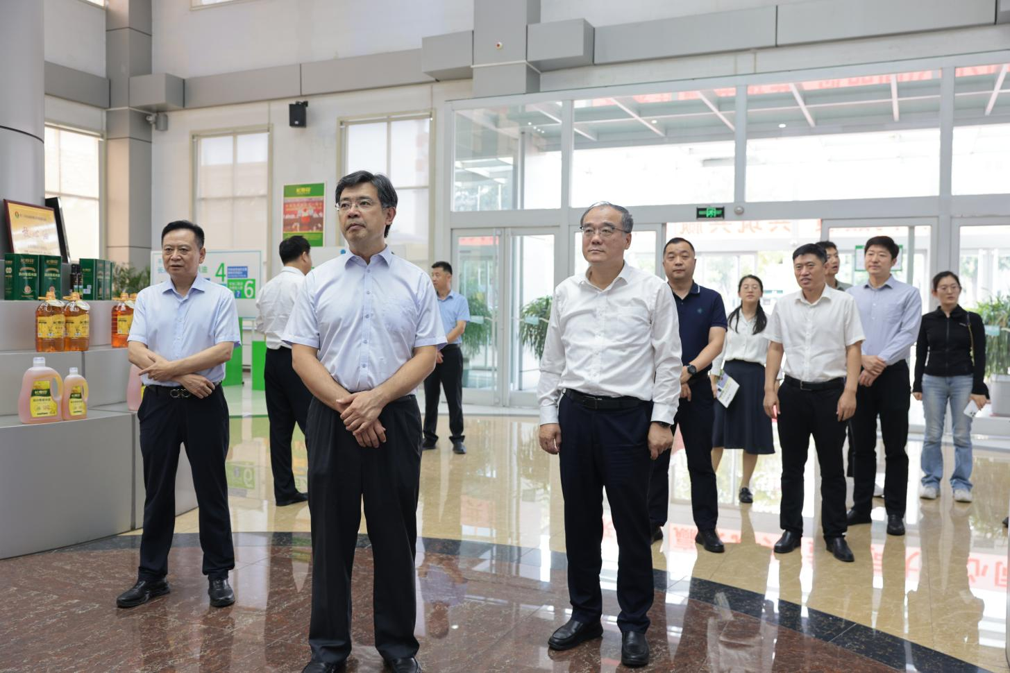 国务院发展研究中心产业经济研究部部长田杰棠来山东s36沙龙会集团调研