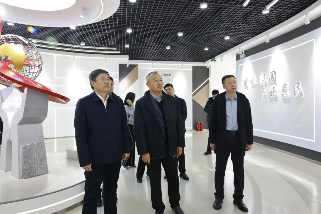 山东省贸促会调研组来山东s36沙龙会集团调研