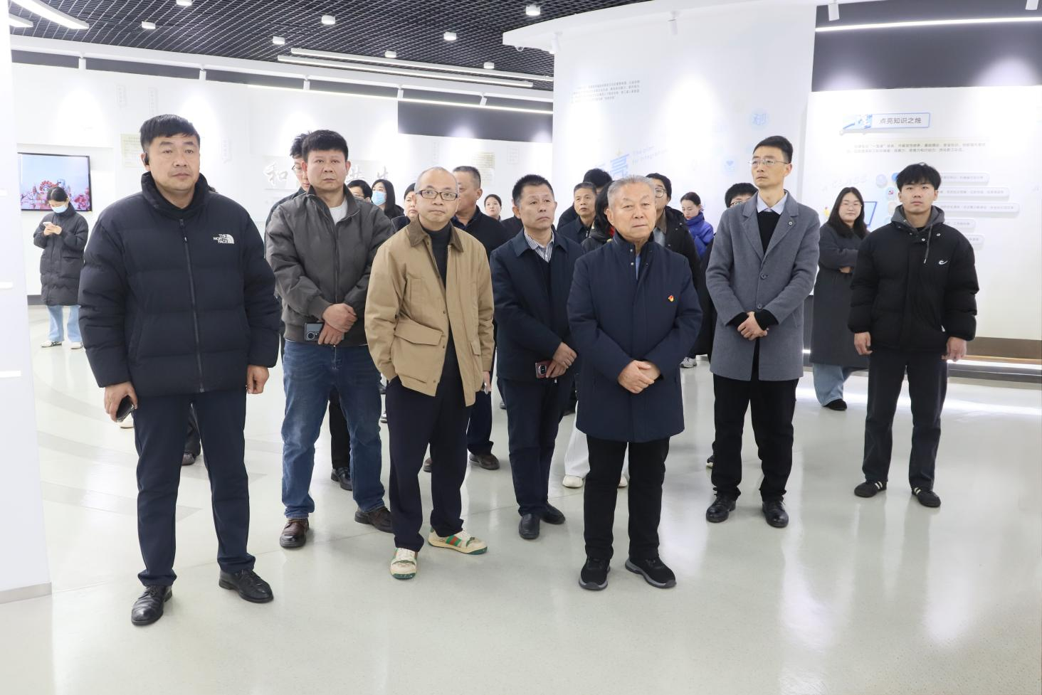 博兴县新兴领域党组织书记培训班来山东s36沙龙会集团观摩学习