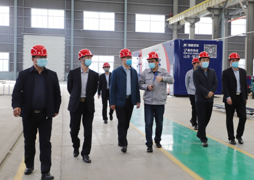 邹平市委副书记范克志来山东s36沙龙会集团调研
