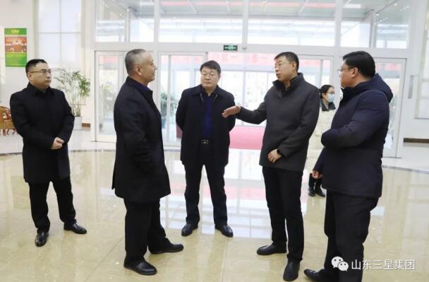 邹平市委常委、统战部部长王欣来山东s36沙龙会集团参观调研